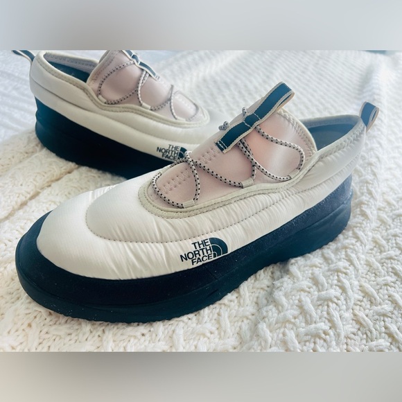 The North Face NSE Low Men's Shoes Slip On NEW NF0A7W4P size 10.5 - Picture 1 of 13